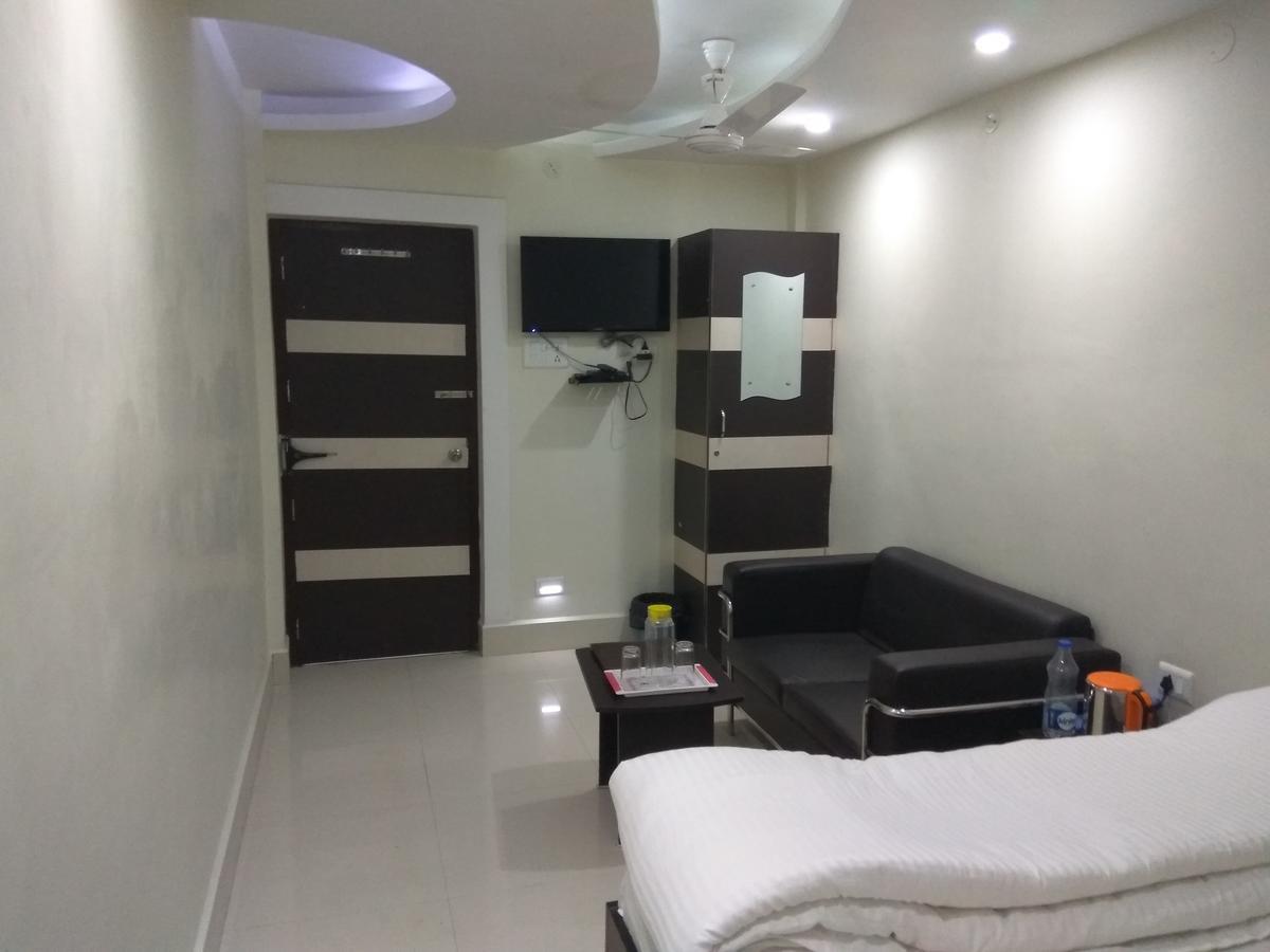 Hotel R K Palace Supaul 外观 照片