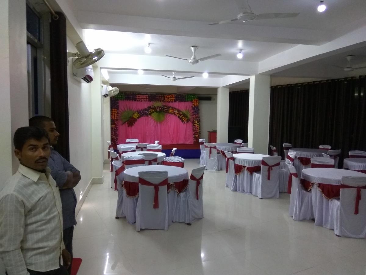 Hotel R K Palace Supaul 外观 照片